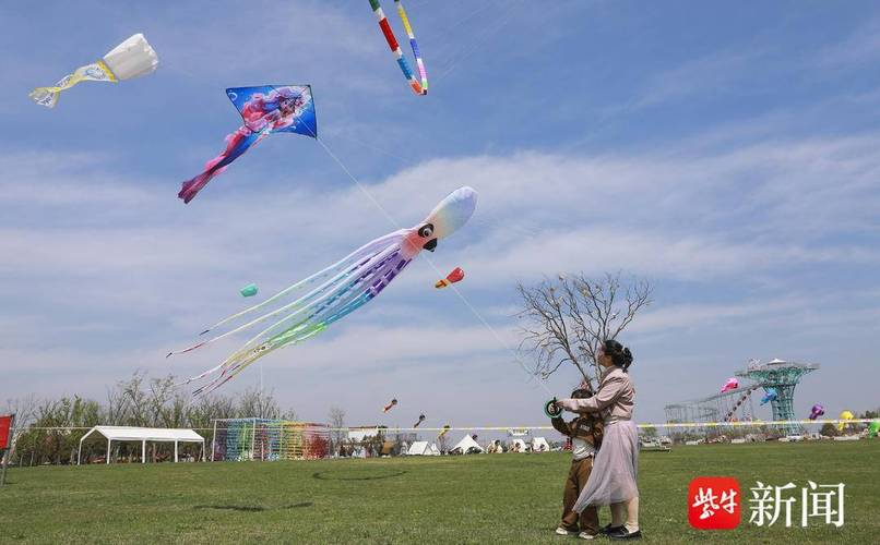 巨型风筝带人飞天,巨型风筝带人飞天图片